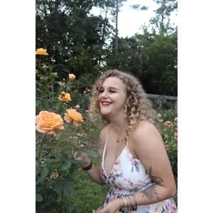 Meet your Posher, Deanna